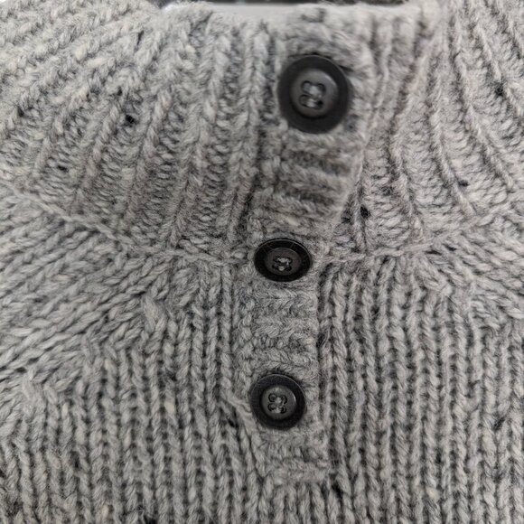 Cynthia Rowley 100% Wool Merled Grey Mockneck Sweater - Size M - Picture 3 of 4